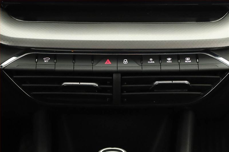 Škoda Octavia (2022) Ambition 2.0 TDI, ČR,1.maj - fotka 16 z 19