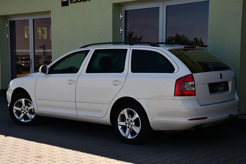 Škoda Octavia 1.8TSi 112kW 4X4 TAŽNÉ - fotka 3 z 35