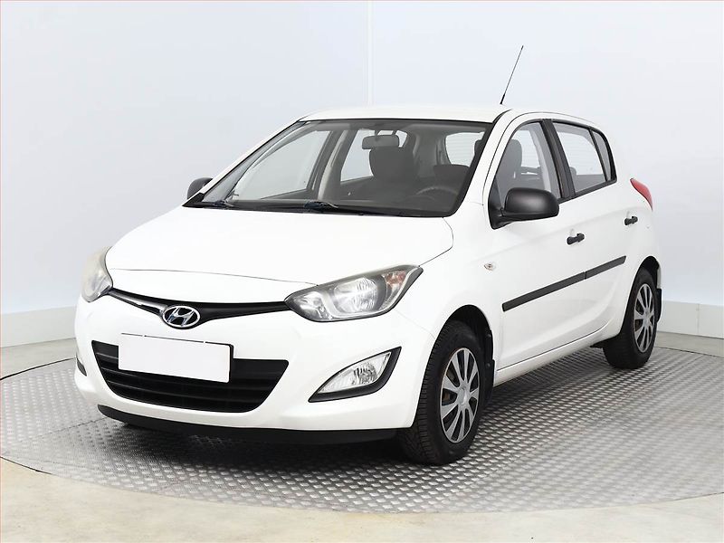 Hyundai i20 (2014) 1.2, ČR,1.maj - fotka 2 z 10