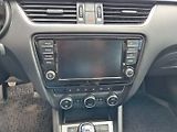 Škoda Octavia (2016) 2.0 TDI JOY TOP NAVI XENONY - náhled 22