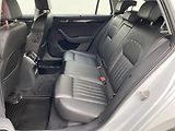 Škoda Superb (2016) 2.0 TDi 4x4, ČR, L&K, DSG, - náhled 10