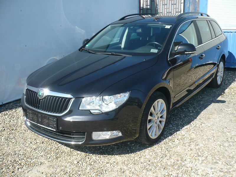 Škoda Superb 2.0TDI 103Kw Serviska DSG Klim - fotka 3 z 29