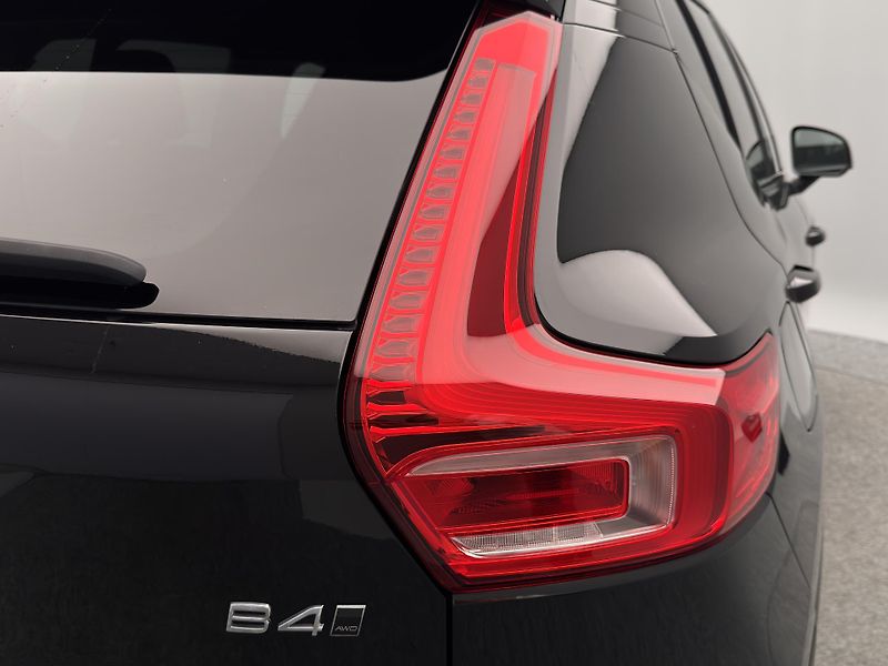 Volvo XC40 B4 AWD INSCRIPTION AUT  - fotka 22 z 51