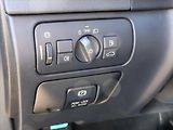 Volvo V60 2,4 D4 V5 Aut. AWD R-design - náhled 16