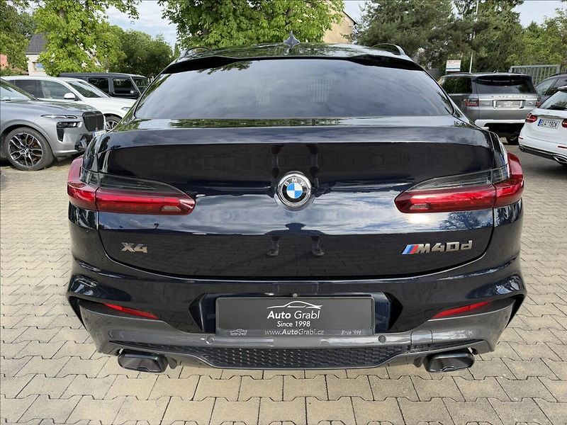 BMW X4 M40d xDrive - fotka 6 z 33