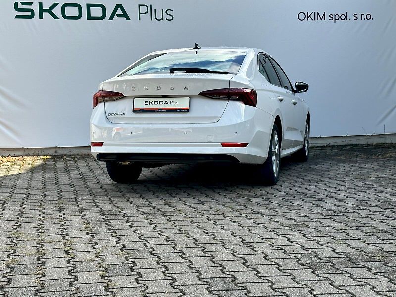 Škoda Octavia (2022) 2.0 TDI 85kW Style - fotka 2 z 23