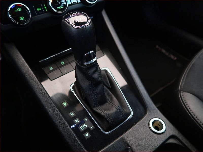 Škoda Octavia (2017) 2.0 TDI, 4X4, Automat, Kůže - fotka 13 z 20