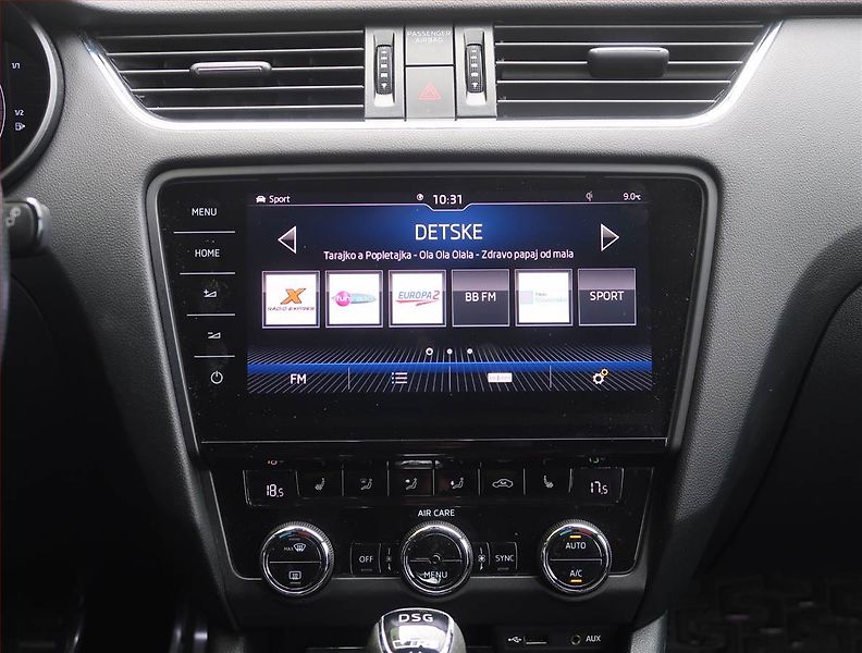 Škoda Octavia (2017) RS 2.0 TDI 4x4 DSG, 4X4 - fotka 12 z 19
