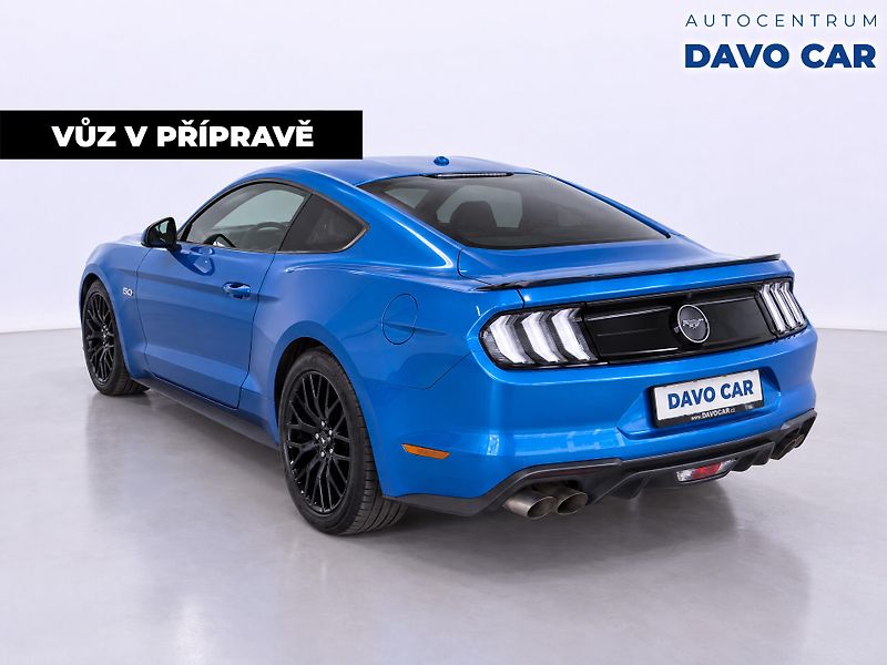 Ford Mustang 5,0 V8 331kW GT B&O Automat CZ - fotka 2 z 12
