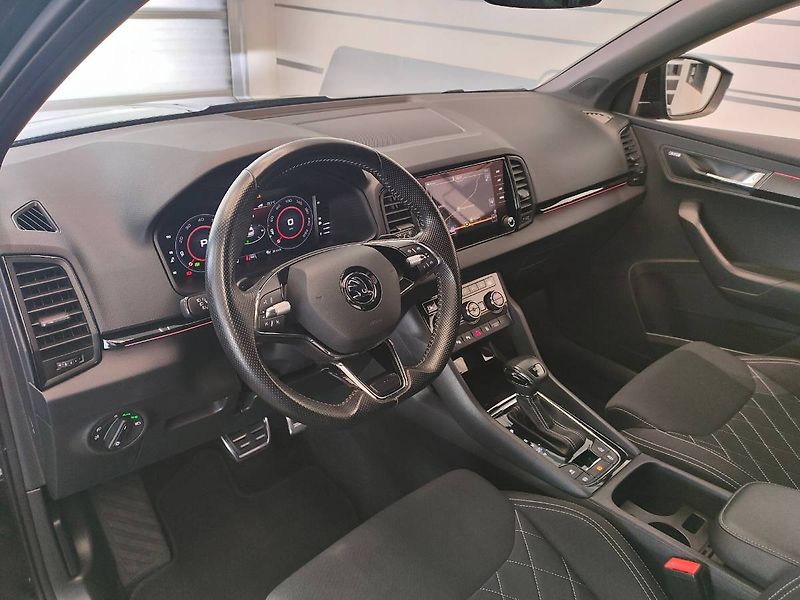 Škoda Karoq (2021) Sportline 2.0 TSI 4x4 (140kW/1 - fotka 6 z 31