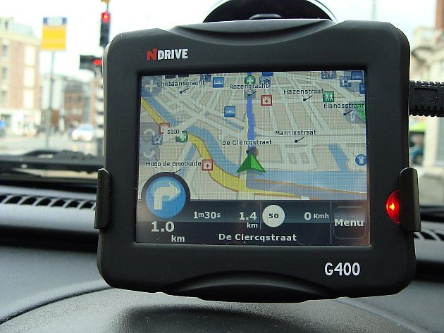Navigace bez internetu není novinka, u moderních aplikací ale řidiči řeší hlavně pohodlné stažení map do mobilu., zdroj: {{{1}}} - Flickr/Wikimedia CC 2.0
