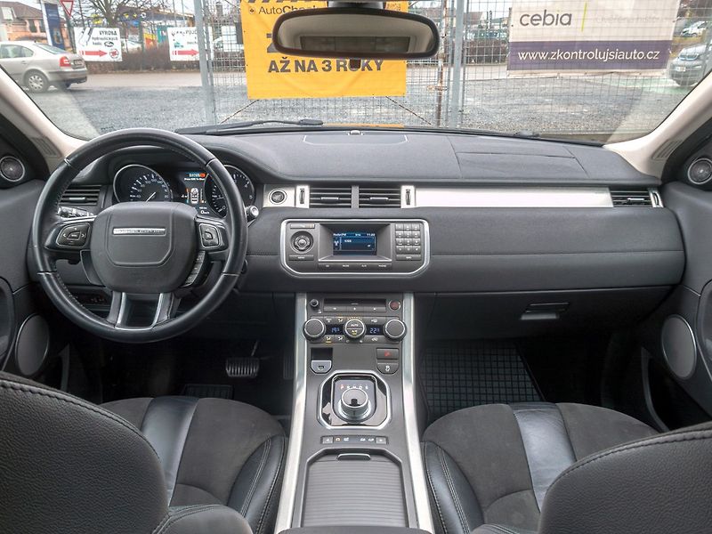 Land Rover Range Rover Evoque (2013) 2.2D 140KW 4x4 – MAT - fotka 13 z 51