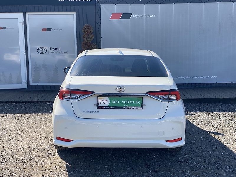 Toyota Corolla 1.5i, ČR, Style Tech, DPH - fotka 6 z 17