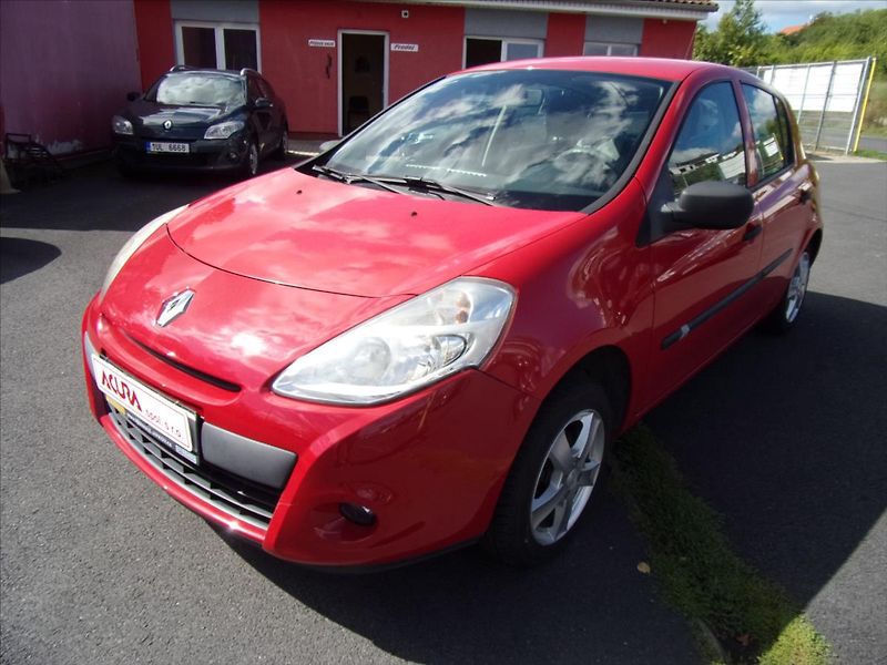 Renault Clio 1,2 - fotka 7 z 21