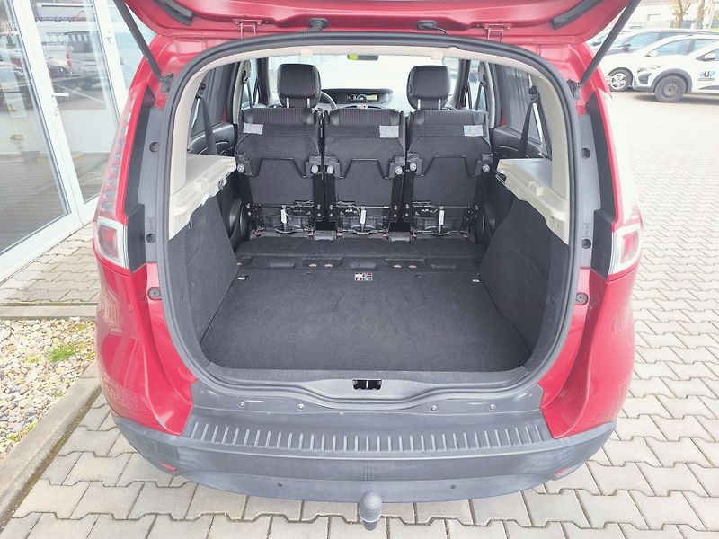 Renault Scénic (2011) Dynamique 1.6i 110k - fotka 10 z 10