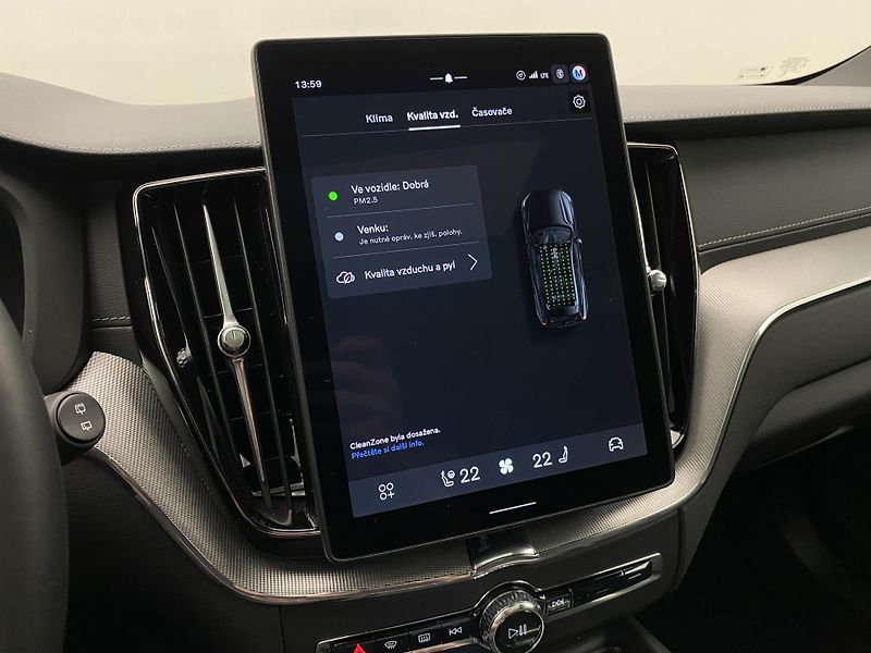 Volvo XC60 T8 AWD RECHARGE REZERVACE - fotka 43 z 65