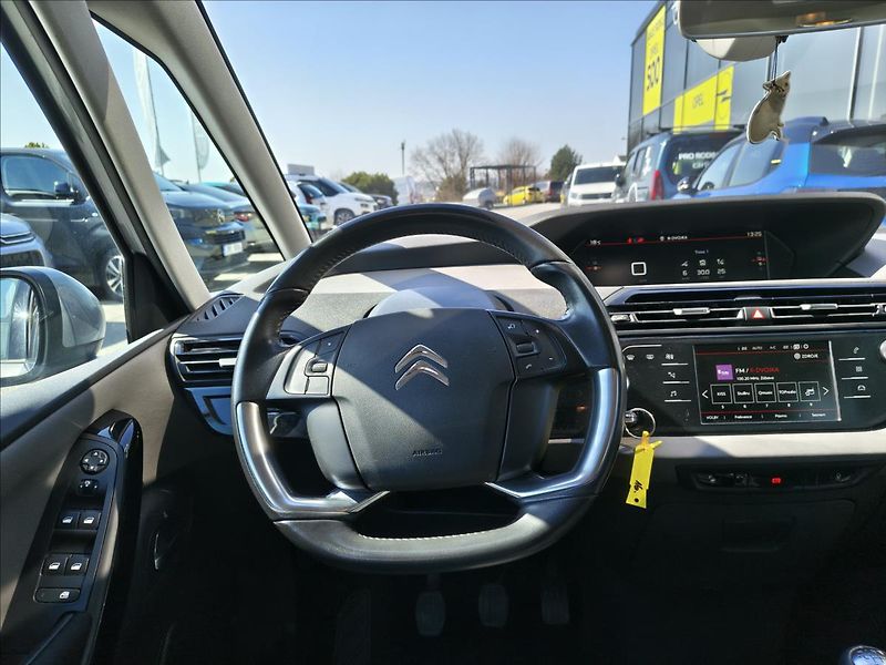 Citroën C4 SpaceTourer 1,2   FEEL Pack - fotka 8 z 19