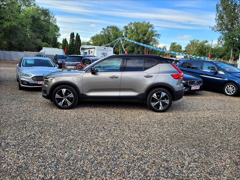 Volvo XC40 T4 PHEV R-design kůže,kůže - fotka 3 z 49