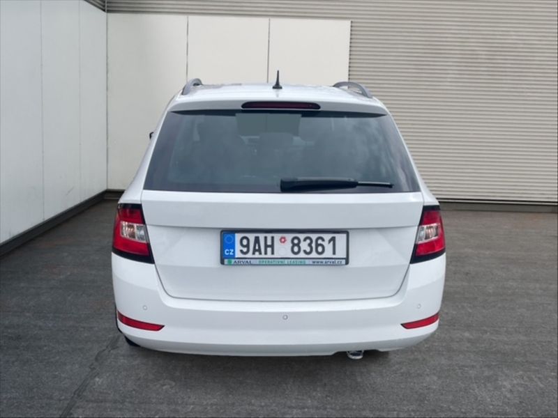 Škoda Fabia 1,0 TSI 70 Ambition - fotka 5 z 11