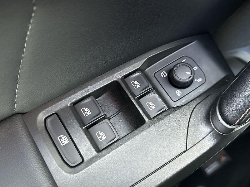 Cupra Formentor (2024) 1.5 TSI DSG - fotka 18 z 31