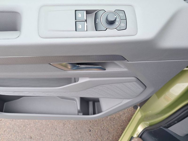 Volkswagen Caravelle (2025) Style 2.0 TDI / 125 kW 4MOTION - fotka 16 z 30