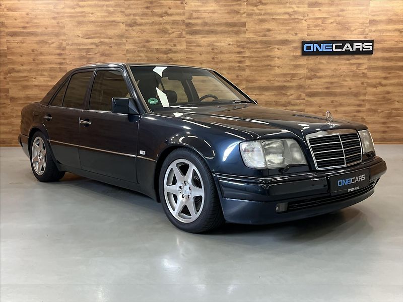 Mercedes-Benz Třídy E 500 AMG LIMITED EDITION - fotografie inzerátu
