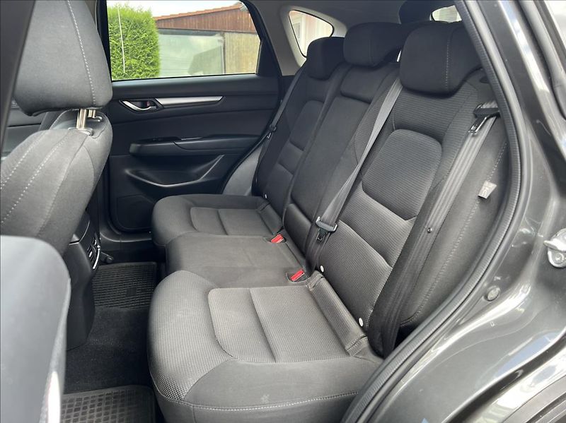 Mazda CX-5 2,2 - fotka 15 z 31