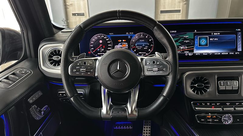 Mercedes-Benz Třídy G 63 AMG / TOP STAV - fotka 30 z 64