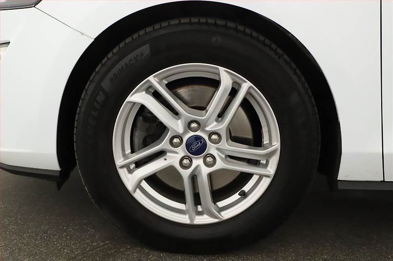 Ford Focus (2019) 1.0 EcoBoost, Tempomat - fotka 17 z 17