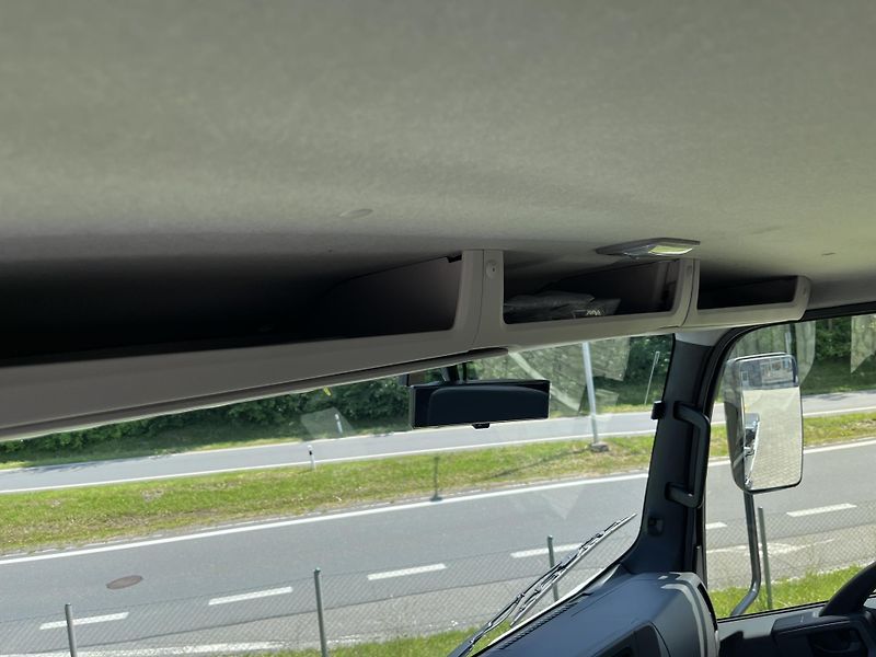 Isuzu M30 (2026) 7,5t 3,0L 150k A/T hák. nosič - fotka 37 z 44