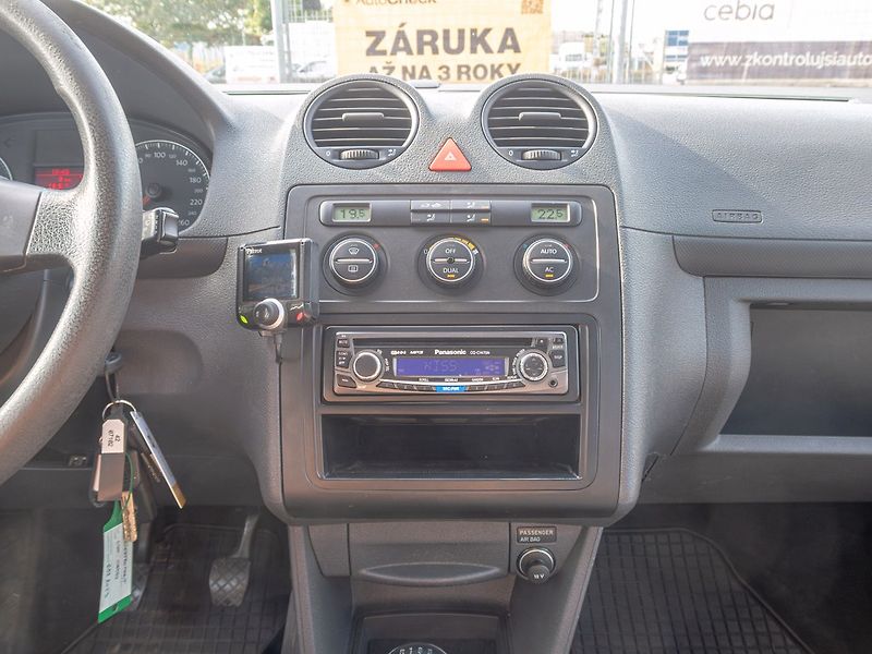 Volkswagen Caddy (2008) ČR 1.9TDI 55KW – PO ROZVODECH - fotka 17 z 36