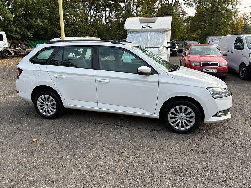 Škoda Fabia 1.0 TSi 70 kW ČR DPH - fotka 3 z 17
