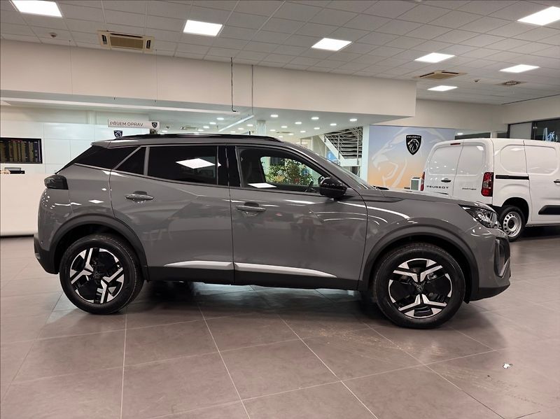 Peugeot 2008 (2026) 1,2 ALLURE Turbo 100 MAN6 - fotka 3 z 5