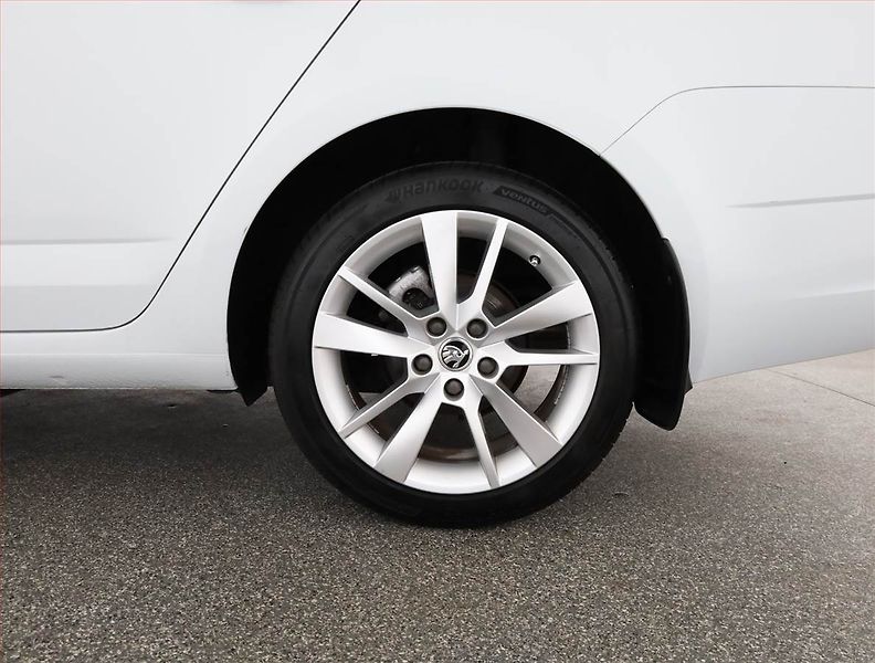 Škoda Octavia (2017) Style 2.0 TDI, Navi, Tempomat - fotka 20 z 20