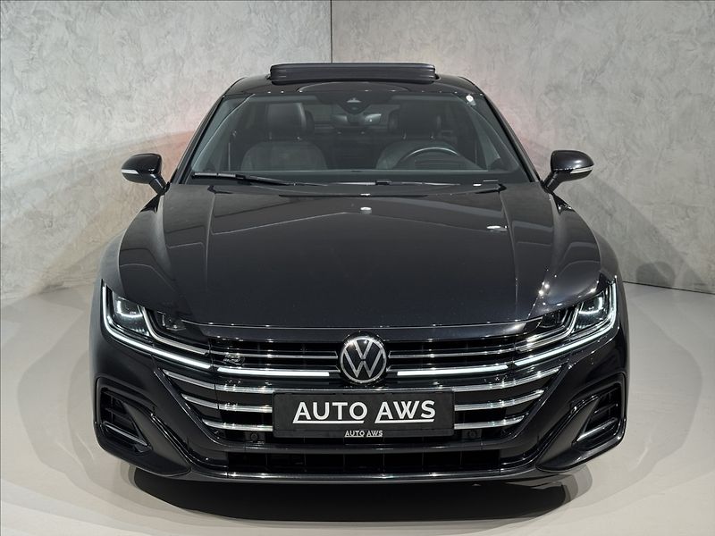 Volkswagen Arteon Shooting Brake 2,0 TDi  DSG R-Line IQ Light V - fotka 2 z 50