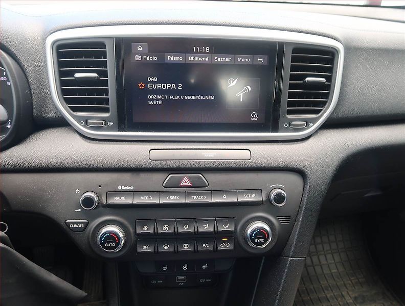 Kia Sportage (2020) 1.6 GDI, Tempomat - fotka 12 z 14