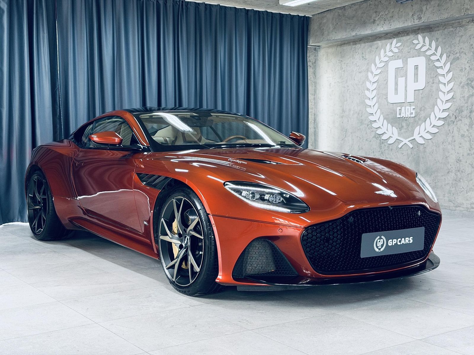 Aston Martin DBS 5.2.V12*Q*SUPERLEGGERA*CERAM