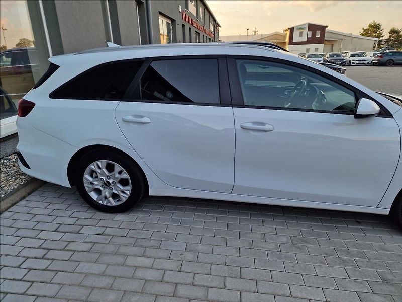 Kia Ceed 1.0 T-GDI 88kW Spin SW,1.Maj. - fotka 39 z 50