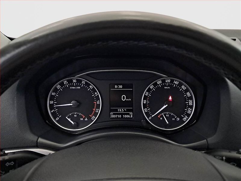 Škoda Octavia (2011) 1.6 TDI, po STK, oblíbený vůz - fotka 11 z 20