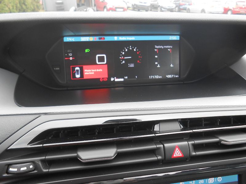 Citroën C4 SpaceTourer NAVI, Tažné, 49500KM - fotka 32 z 40