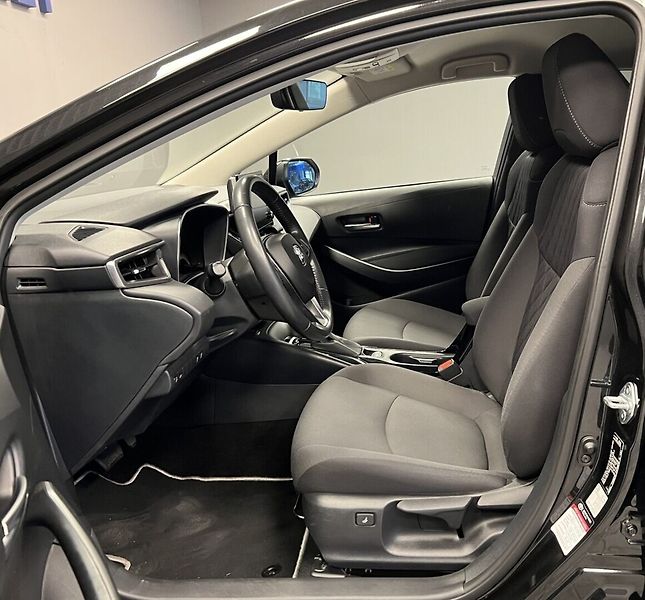 Toyota Corolla 1,8 Hybrid AT Comfort Style Te - fotka 8 z 16