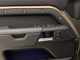 Land Rover Defender D300 X-DYNAMIC HSE AWD AUT CZ - náhled 31