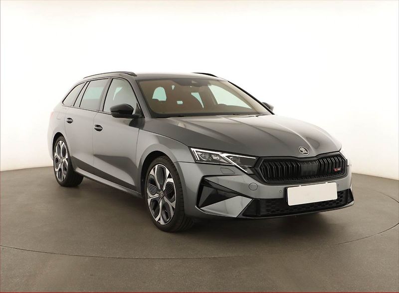 Škoda Octavia (2025) RS 2.0 TSI, RS 2.0TSI 195KW - fotka 1 z 17