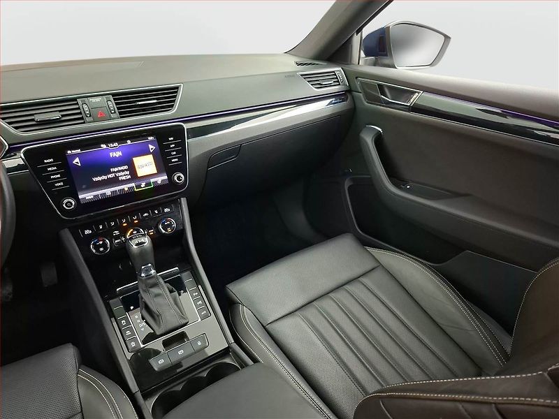 Škoda Superb (2020) Laurin&Klement 2.0 TDI - fotka 8 z 25