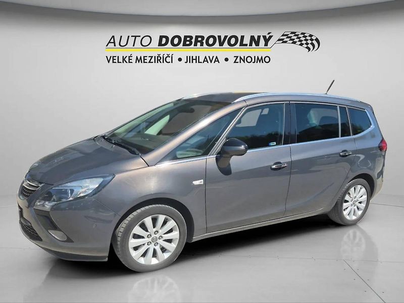 Opel Zafira Tourer Cosmo 2.0CDTI 121kW MT6 - fotka 2 z 42
