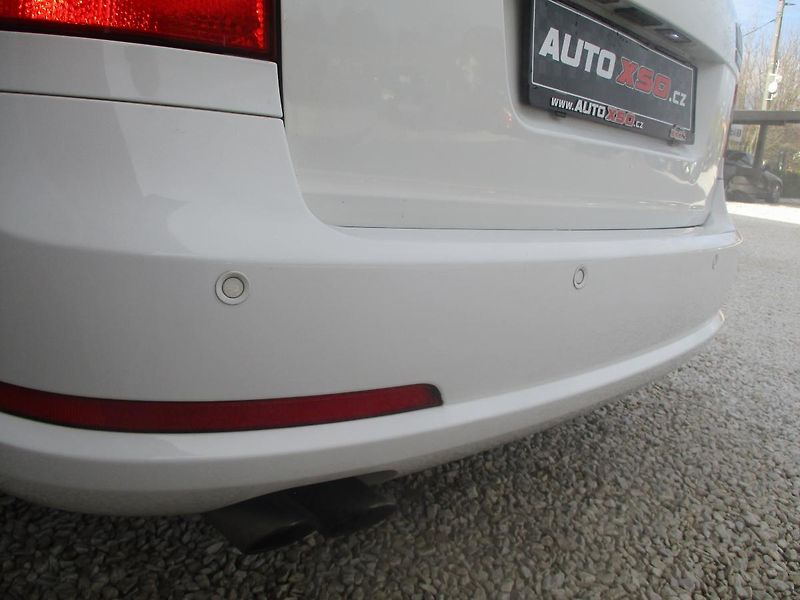 Škoda Octavia 2.0 TFSi RS +SADA KOL - fotka 35 z 35