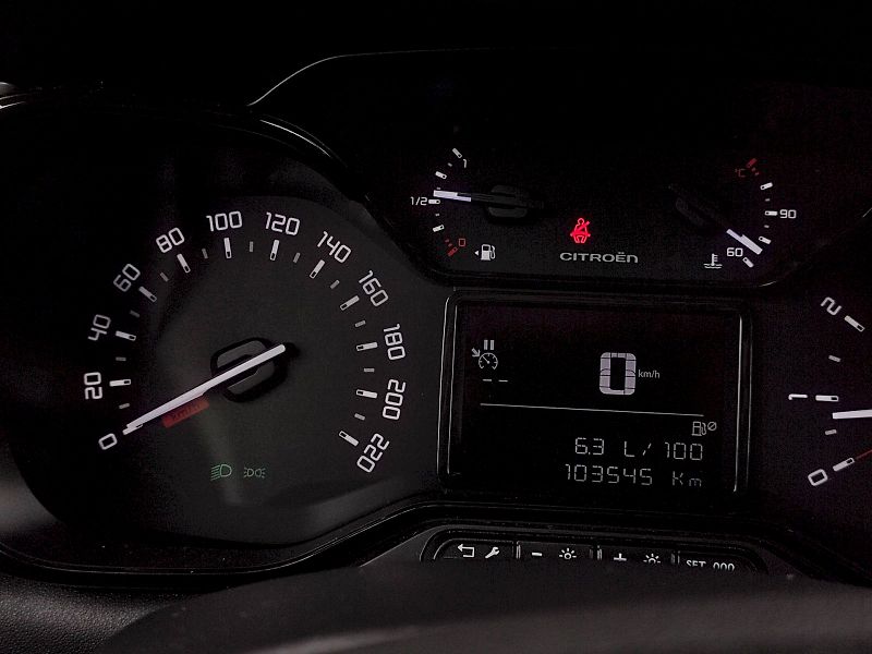 Citroën C3 (2018) 1,2 i PureTech - fotka 8 z 30