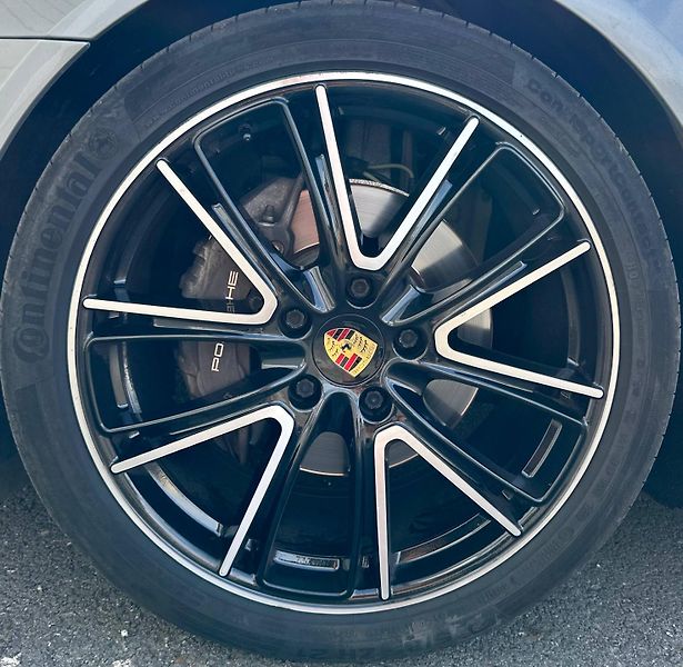 Porsche Panamera (2018) 3.0 V6 246KW AT 2018 65TKM - fotka 7 z 37