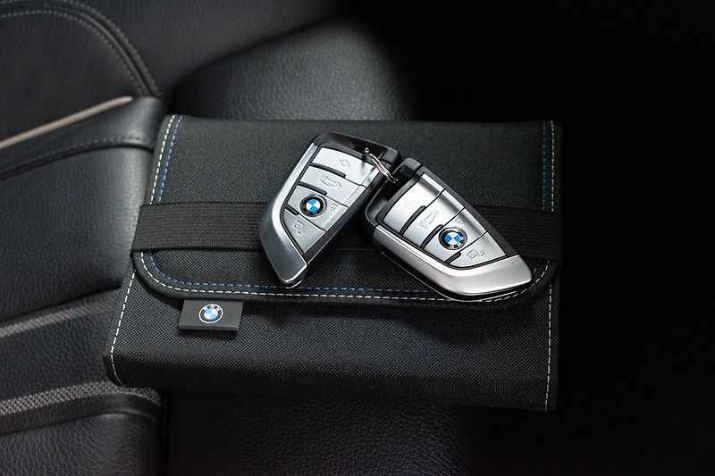BMW Řada 5 530d xD TAŽNÉ*N.TOPENÍ*ČR 1.M* - fotka 42 z 51