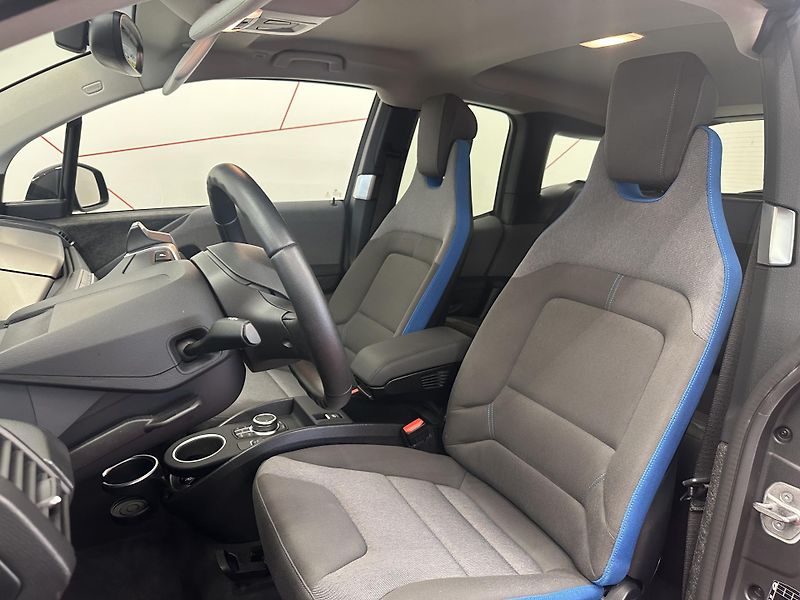 BMW i3 (2022) 120kwh*Sport Paket*DPH*TOP - fotka 8 z 16